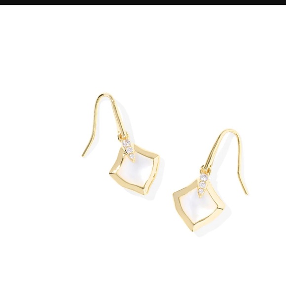 Kendra Scott Jewelry - NWT-KENDRA SCOTT GOLD JOELLE SMALL DROP EARRINGS